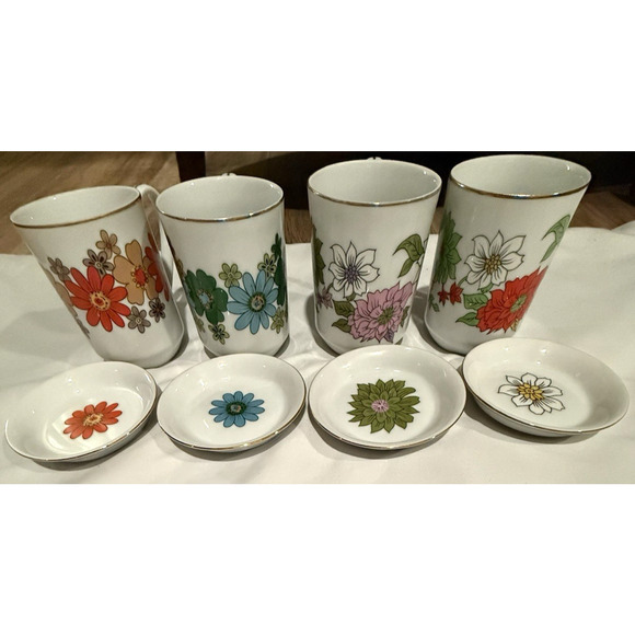 Vintage Creative Japan Porcelain Mugs & Saucers Set of 4 – Floral Mix, Gold Rim, - Picture 2 of 10